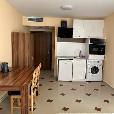 Студио Бургас * 布尔加斯